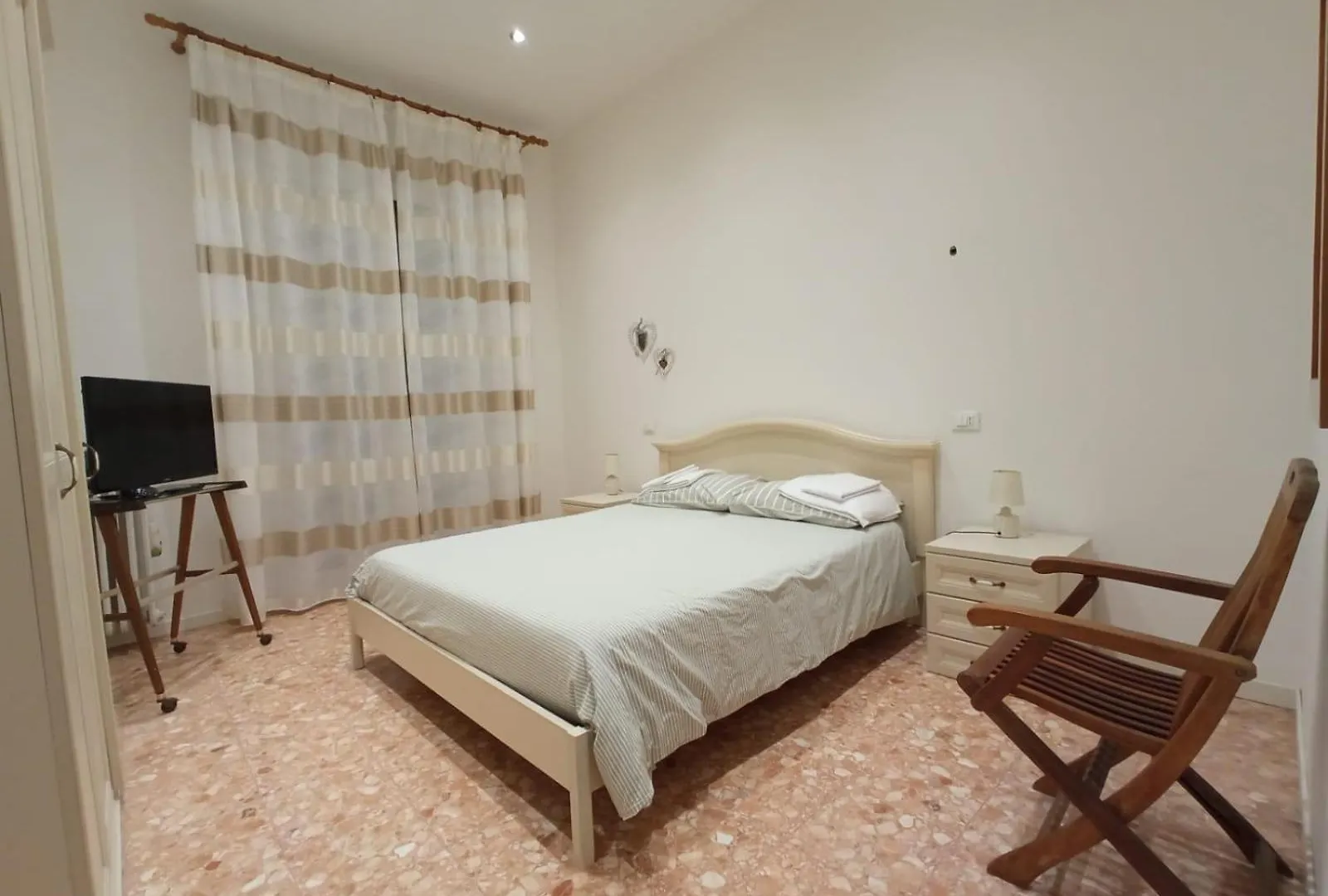 Vila Vicino Al Mare E La Pineta Di Viareggio 0*,  Itálie